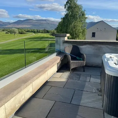 Luxurious In