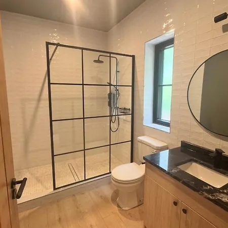 Luxurious In וילה *