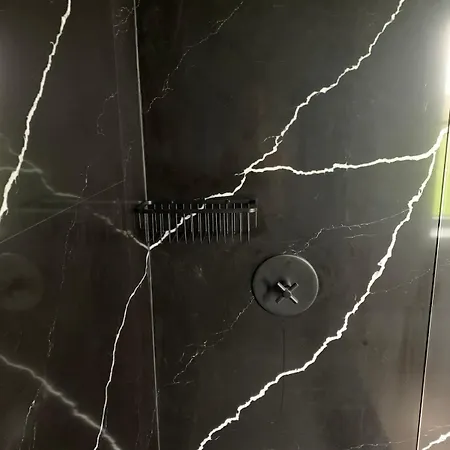 Luxurious In וילה